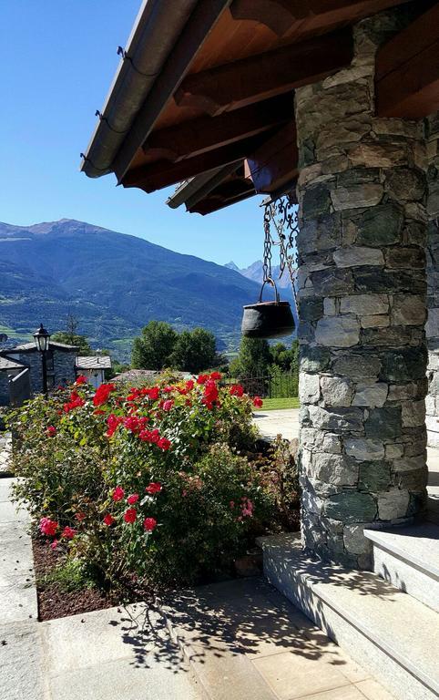 Appartamento Fleur Des Neiges Aosta Zimmer foto