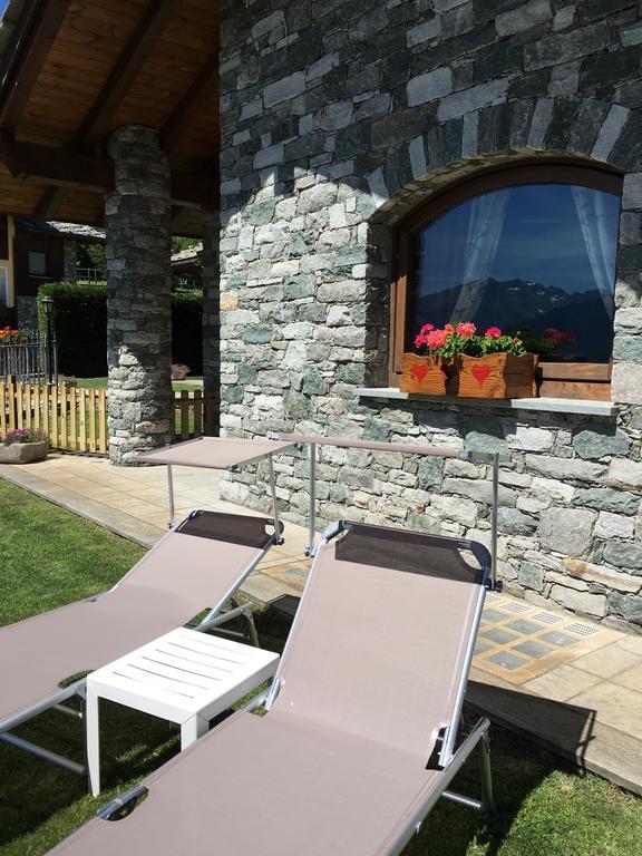 Appartamento Fleur Des Neiges Aosta Exterior foto