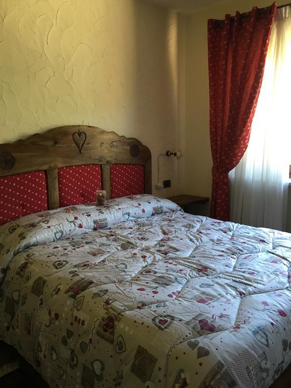 Appartamento Fleur Des Neiges Aosta Exterior foto